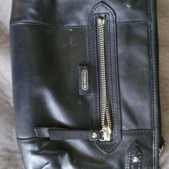 Coach purse - Picture 2 of 5